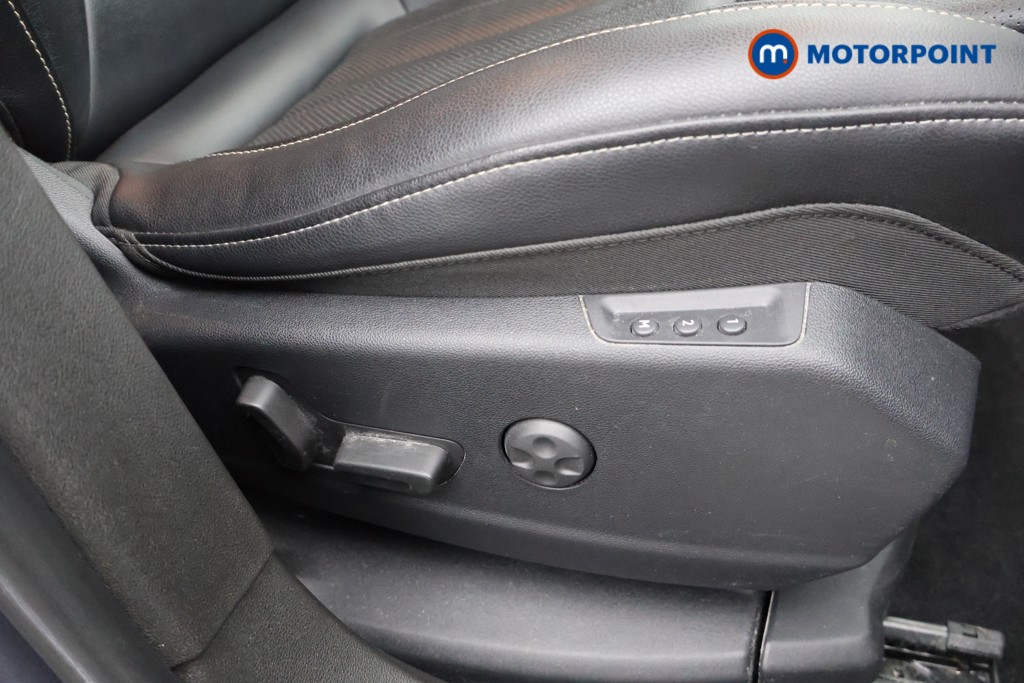 Vauxhall Grandland X Elite Nav Automatic Petrol Plug-In Hybrid SUV - Stock Number (1581110) - 21st supplementary image