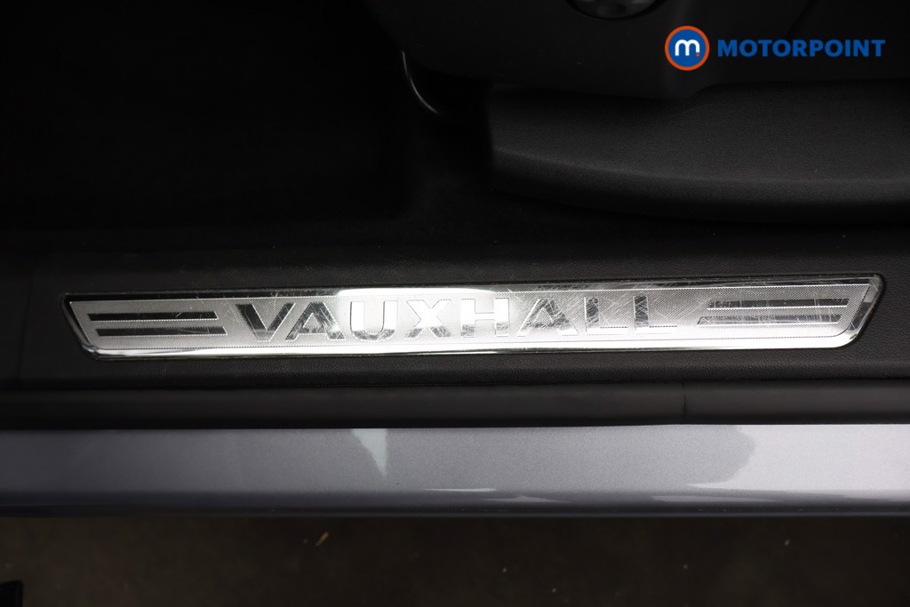 Vauxhall Grandland X Elite Nav Automatic Petrol Plug-In Hybrid SUV - Stock Number (1581110) - 37th supplementary image