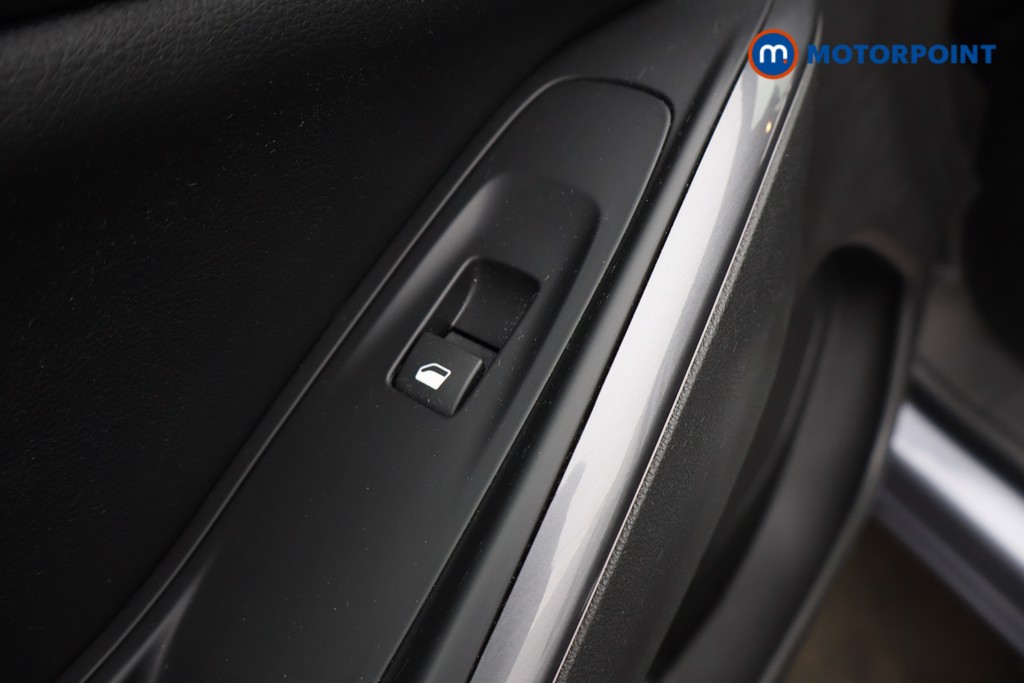 Vauxhall Grandland X Elite Nav Automatic Petrol Plug-In Hybrid SUV - Stock Number (1581110) - 39th supplementary image