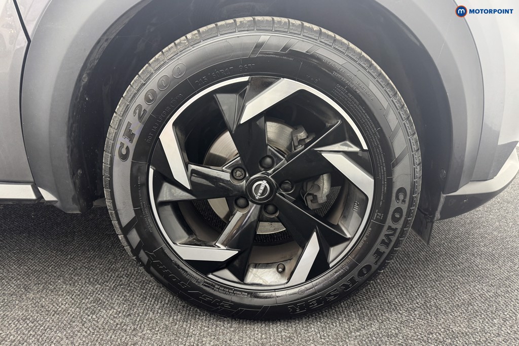 Nissan Juke N-Connecta Manual Petrol SUV - Stock Number (1581376) - 20th supplementary image