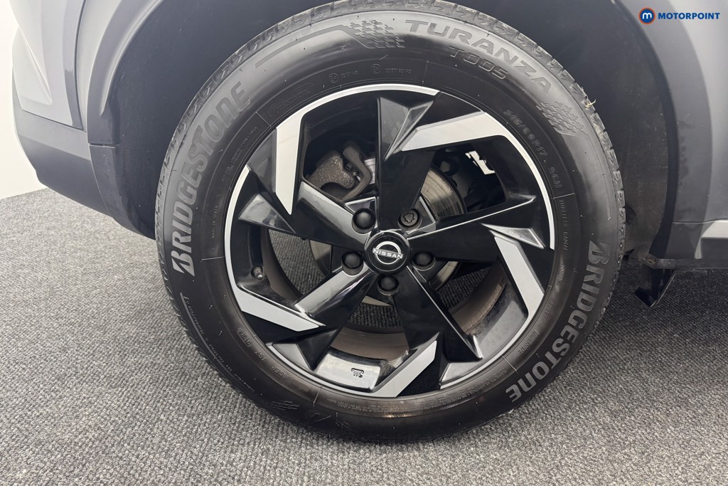 Nissan Juke N-Connecta Manual Petrol SUV - Stock Number (1581376) - 23rd supplementary image