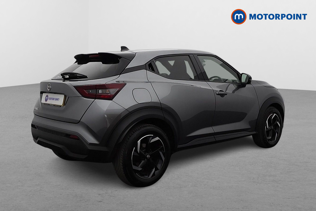 Nissan Juke N-Connecta Manual Petrol SUV - Stock Number (1581376) - Drivers side rear corner