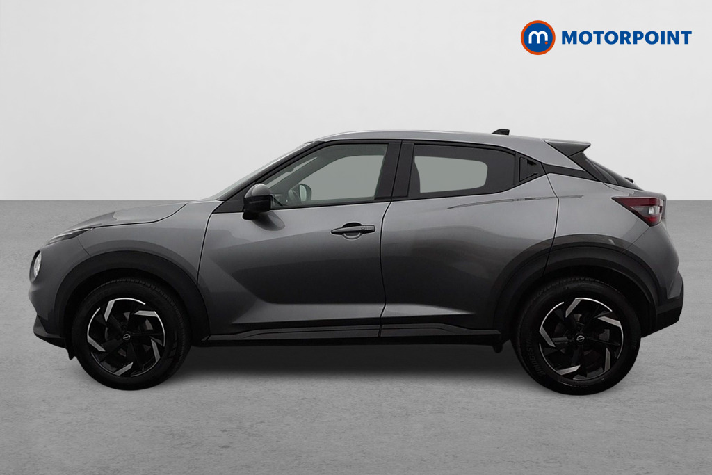 Nissan Juke N-Connecta Manual Petrol SUV - Stock Number (1581376) - Passenger side