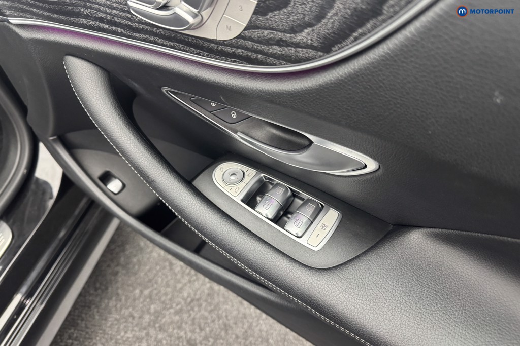 Mercedes-Benz E Class Amg Line Automatic Petrol Convertible - Stock Number (1581408) - 9th supplementary image