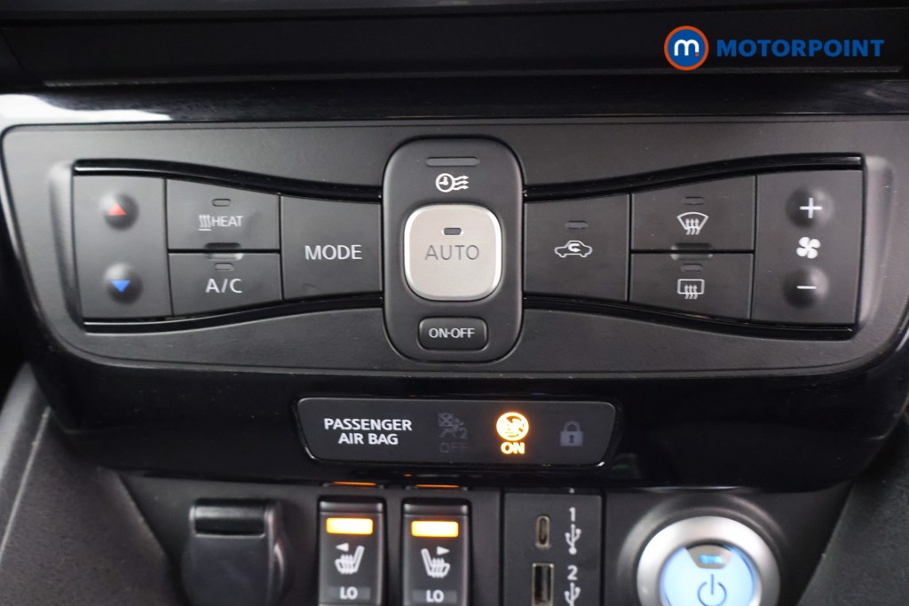Nissan Leaf N-Connecta Automatic Electric Hatchback - Stock Number (1581938) - 9th supplementary image