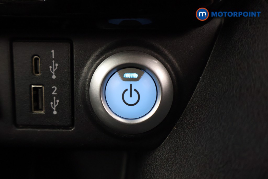 Nissan Leaf N-Connecta Automatic Electric Hatchback - Stock Number (1581938) - 11th supplementary image
