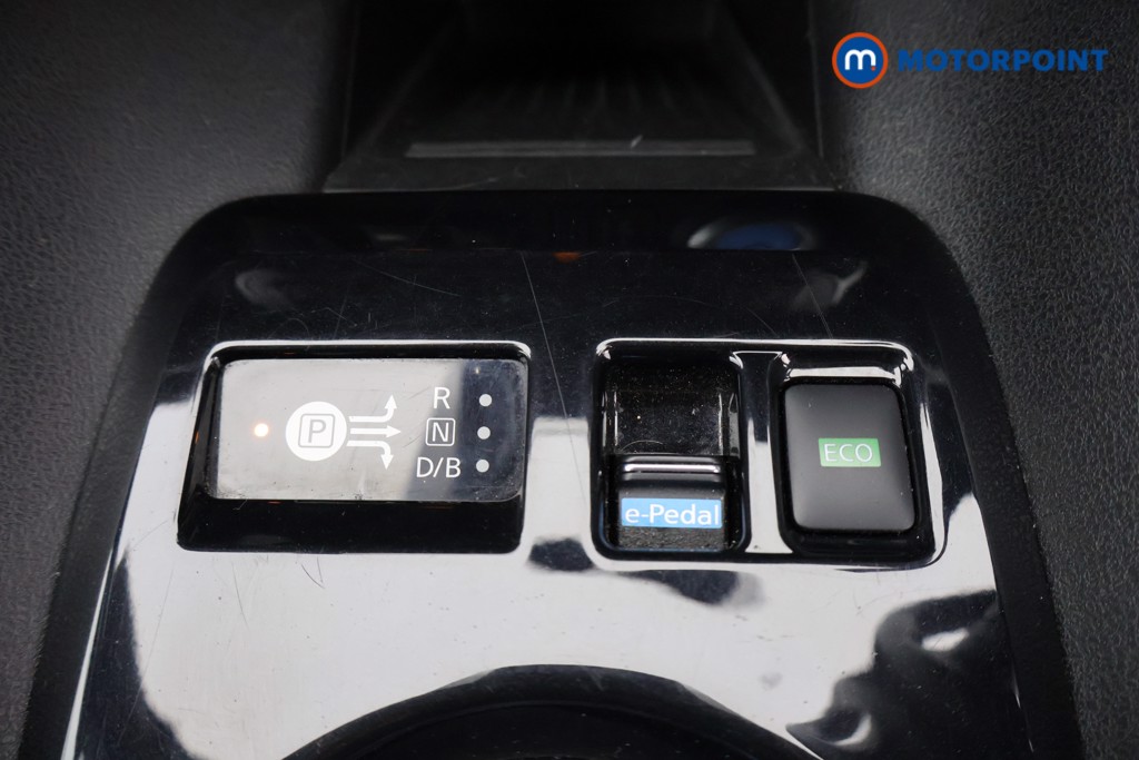 Nissan Leaf N-Connecta Automatic Electric Hatchback - Stock Number (1581938) - 13th supplementary image