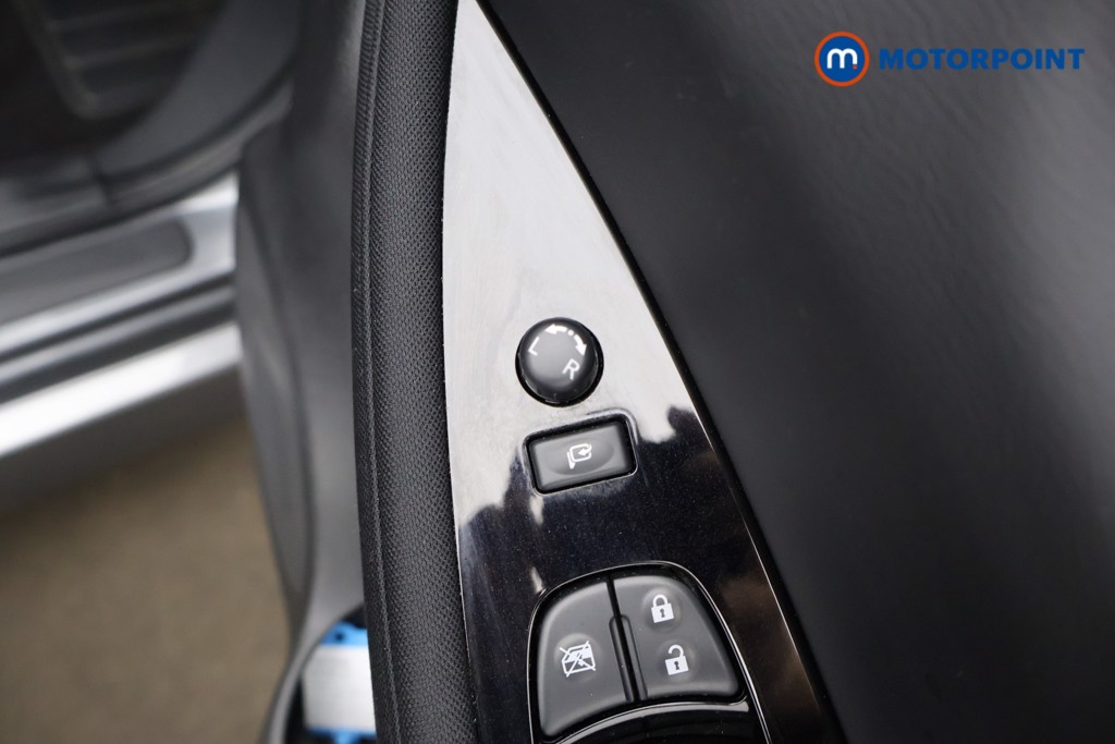 Nissan Leaf N-Connecta Automatic Electric Hatchback - Stock Number (1581938) - 22nd supplementary image