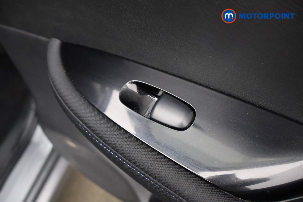 Nissan Leaf N-Connecta Automatic Electric Hatchback - Stock Number (1581938) - 28th supplementary image