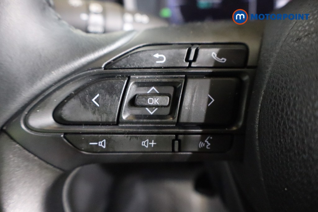 Toyota Yaris Cross Premiere Edition Automatic Petrol-Electric Hybrid Estate - Stock Number (1582044) - 14th supplementary image