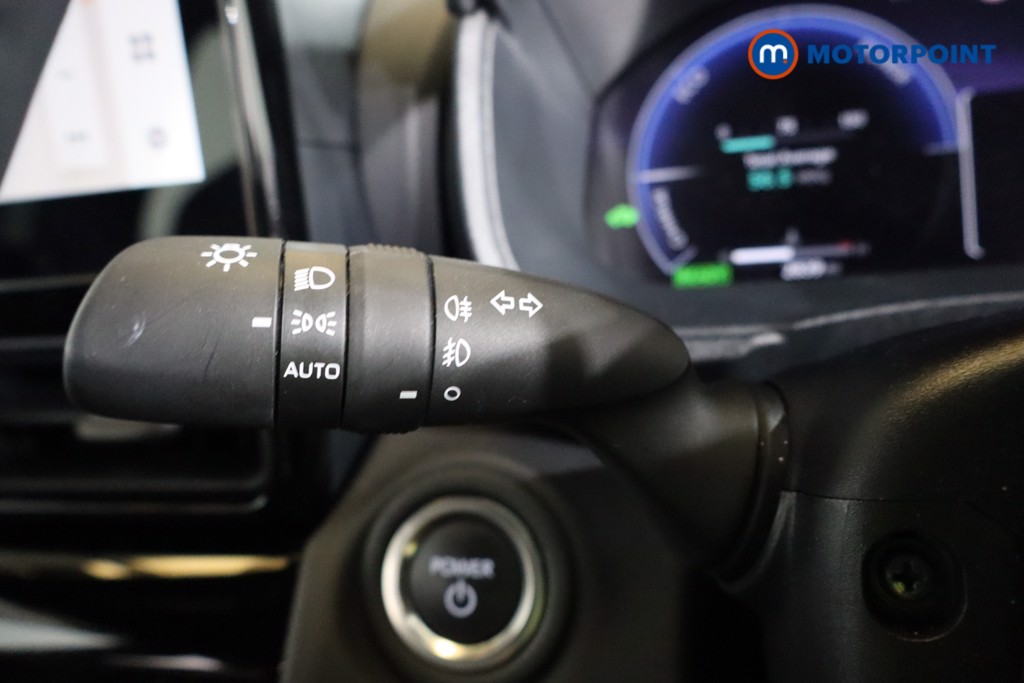 Toyota Yaris Cross Premiere Edition Automatic Petrol-Electric Hybrid Estate - Stock Number (1582044) - 16th supplementary image