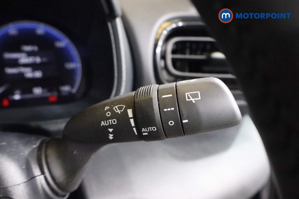 Toyota Yaris Cross Premiere Edition Automatic Petrol-Electric Hybrid Estate - Stock Number (1582044) - 17th supplementary image