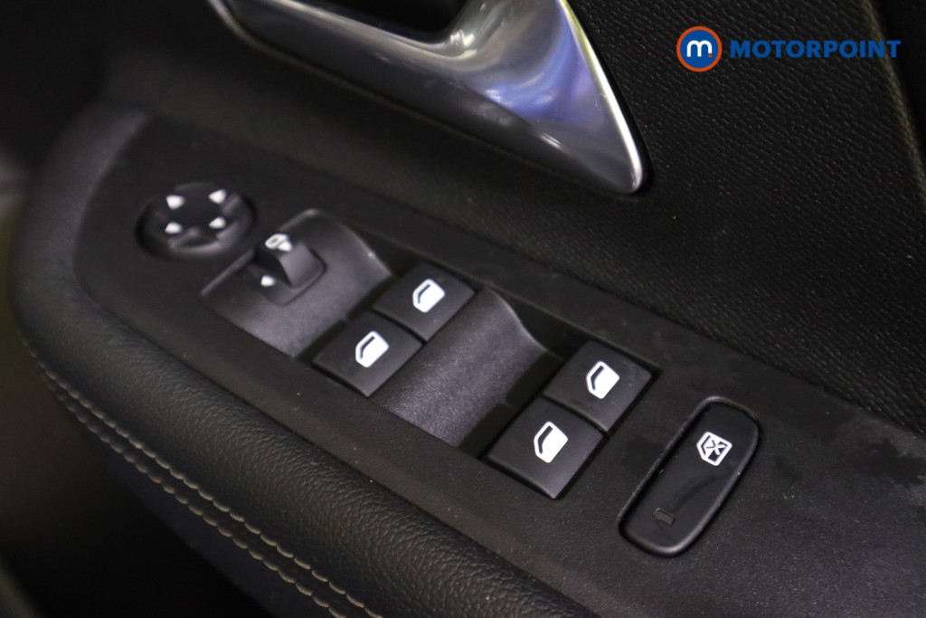 Vauxhall Mokka Ultimate Automatic Electric SUV - Stock Number (1582109) - 13th supplementary image