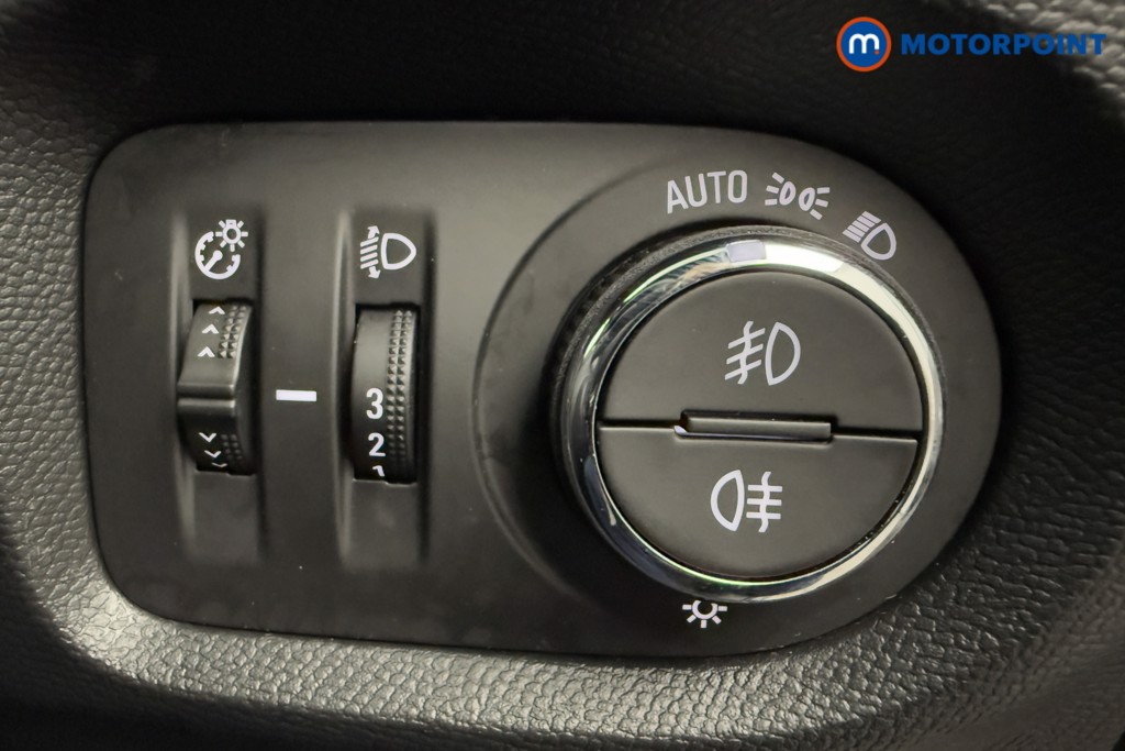 Vauxhall Corsa GS Manual Petrol Hatchback - Stock Number (1582204) - 16th supplementary image