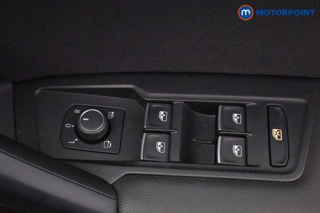 Volkswagen Tiguan Elegance Automatic Petrol SUV - Stock Number (1582327) - 18th supplementary image
