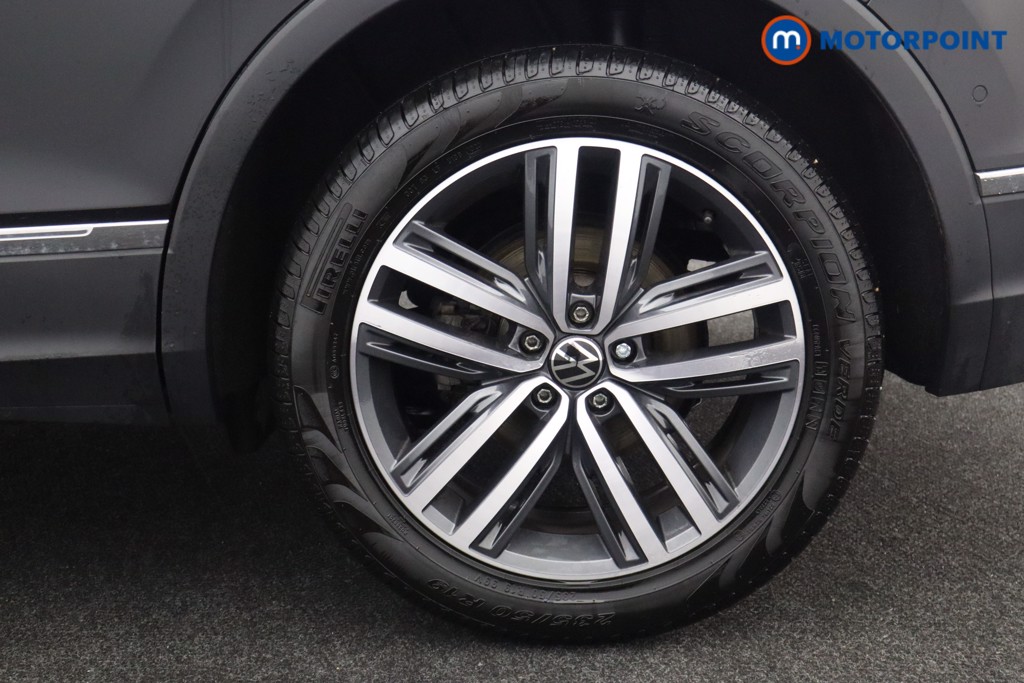 Volkswagen Tiguan Elegance Automatic Petrol SUV - Stock Number (1582327) - 23rd supplementary image