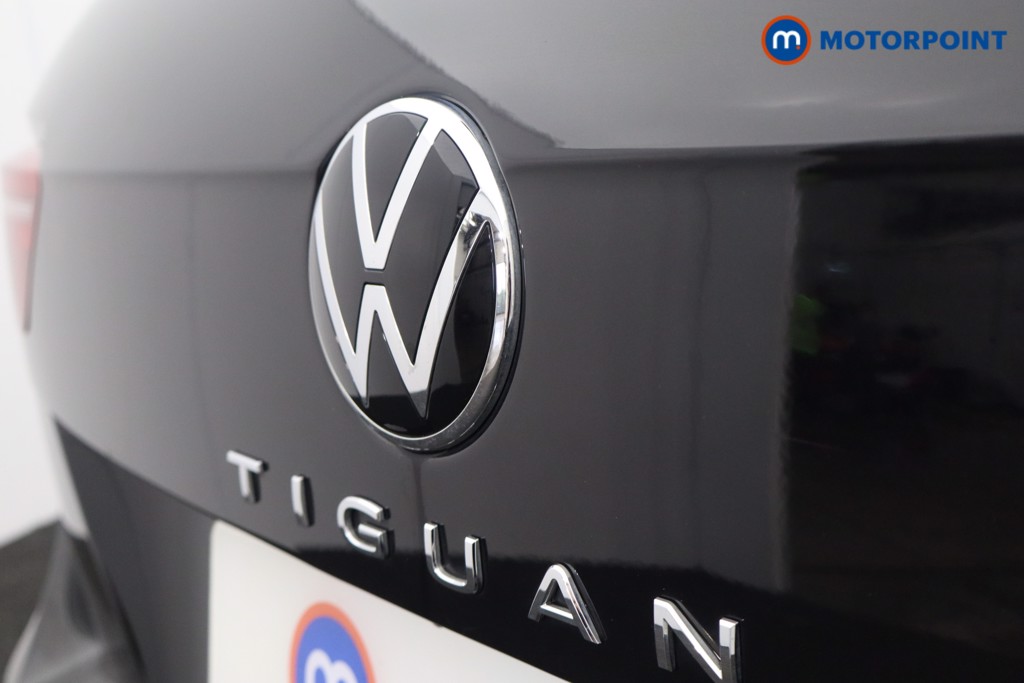 Volkswagen Tiguan Elegance Automatic Petrol SUV - Stock Number (1582327) - 32nd supplementary image