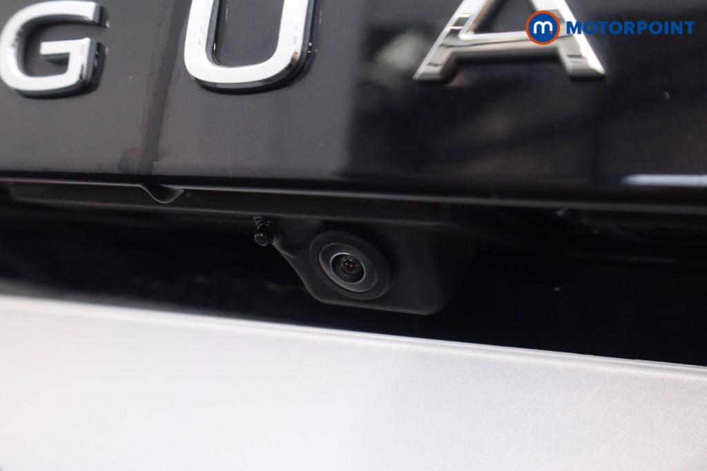 Volkswagen Tiguan Elegance Automatic Petrol SUV - Stock Number (1582327) - 33rd supplementary image