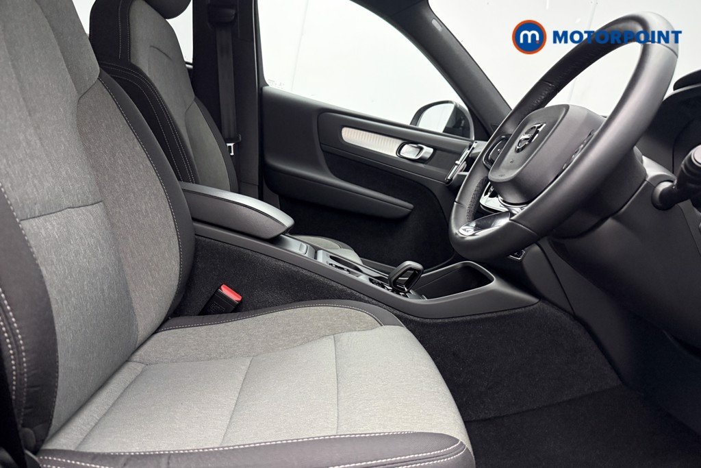 Volvo Xc40 Core Automatic Petrol SUV - Stock Number (1582410) - 6th supplementary image