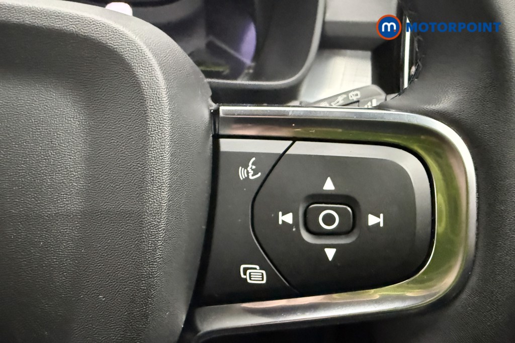 Volvo Xc40 Core Automatic Petrol SUV - Stock Number (1582410) - 13th supplementary image