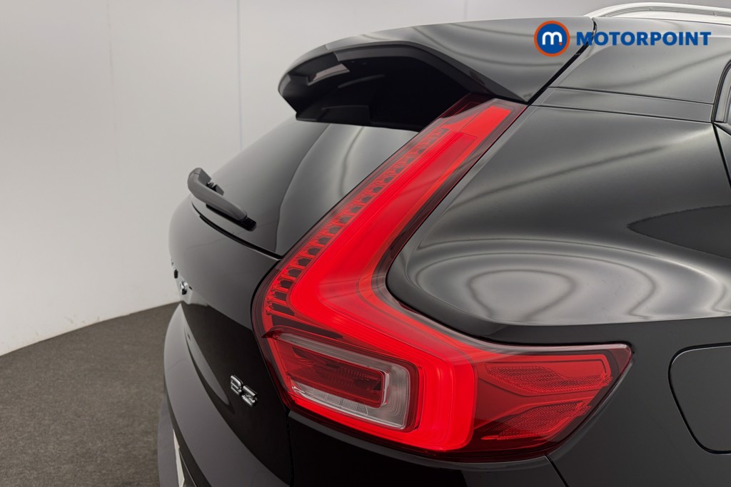 Volvo Xc40 Core Automatic Petrol SUV - Stock Number (1582410) - 24th supplementary image