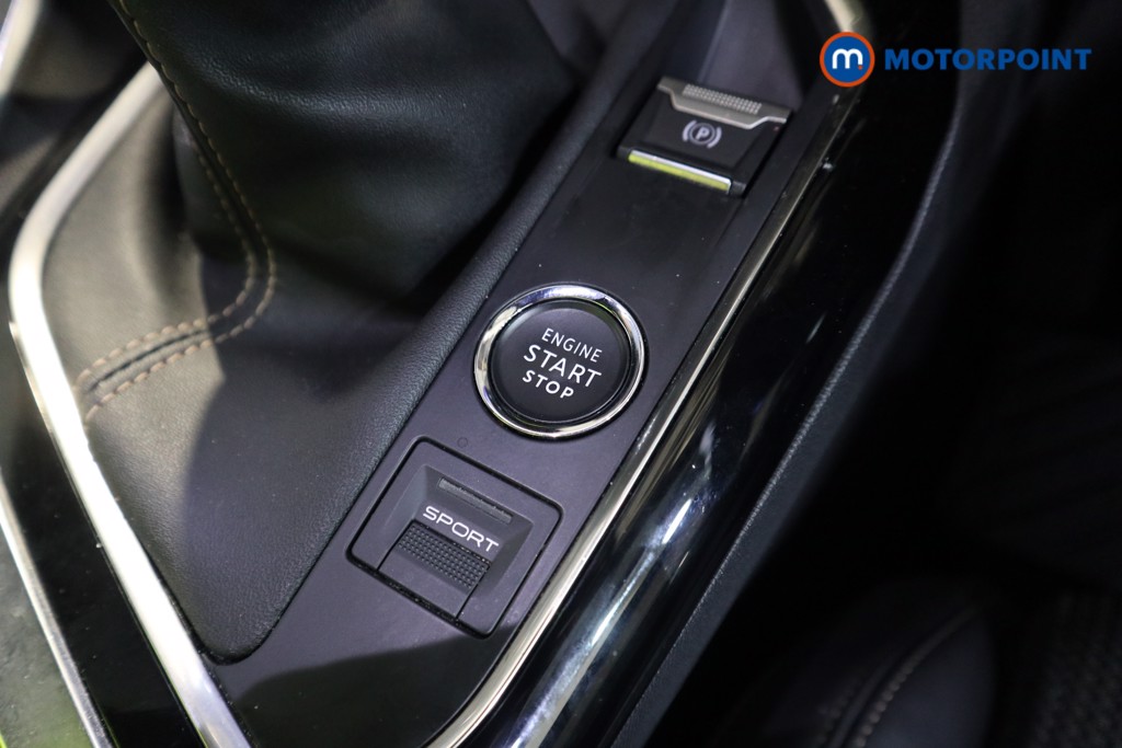 Peugeot 3008 GT Manual Diesel SUV - Stock Number (1582683) - 9th supplementary image