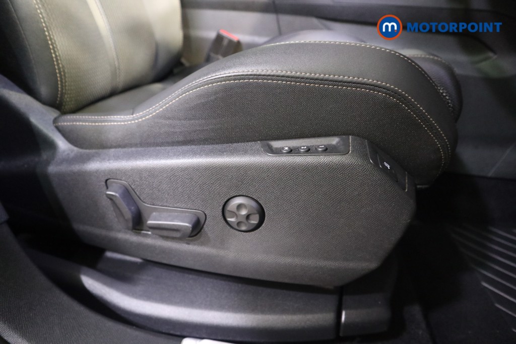 Peugeot 3008 GT Manual Diesel SUV - Stock Number (1582683) - 14th supplementary image