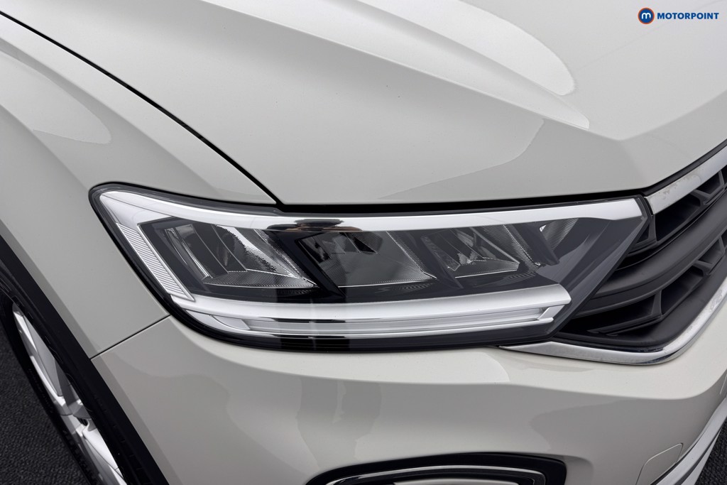 Volkswagen T-Roc Life Manual Petrol SUV - Stock Number (1582704) - 21st supplementary image