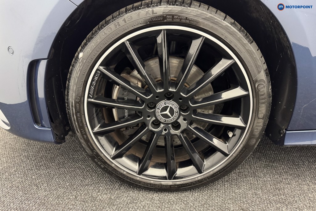 Mercedes-Benz A Class Amg Line Premium Plus Night Edition Automatic Petrol Plug-In Hybrid Saloon - Stock Number (1582941) - 23rd supplementary image