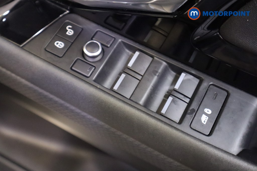 Land Rover Range Rover Evoque R-Dynamic Manual Diesel SUV - Stock Number (1582972) - 11th supplementary image