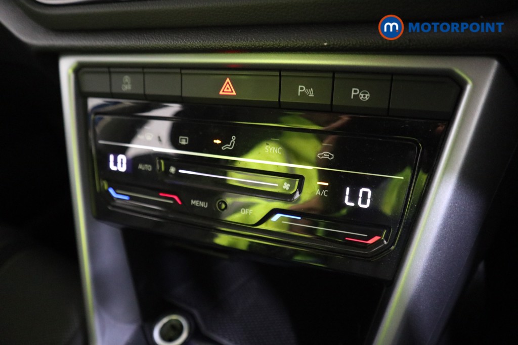 Volkswagen T-Roc Life Manual Petrol SUV - Stock Number (1583534) - 7th supplementary image
