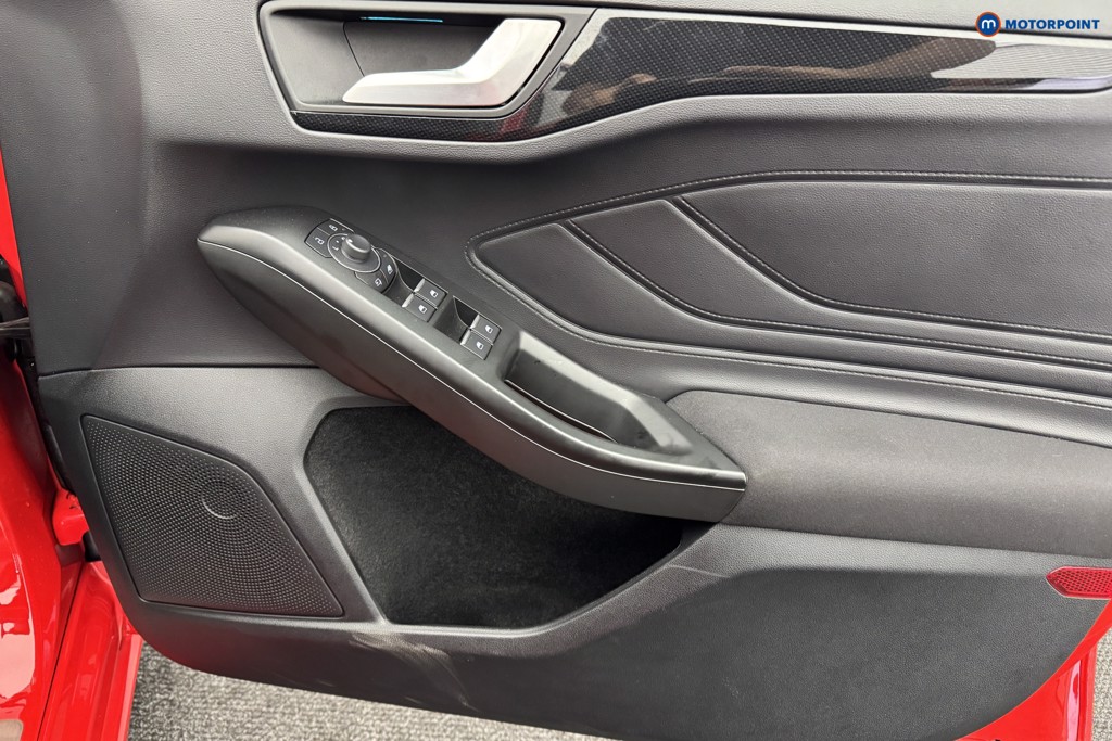 Ford Focus St-Line X Automatic Petrol Hatchback - Stock Number (1583626) - 15th supplementary image