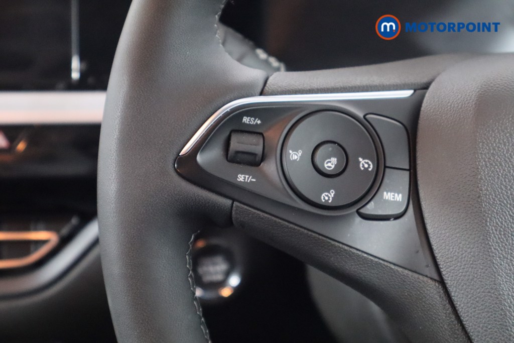 Vauxhall Grandland Ultimate Manual Petrol SUV - Stock Number (1583701) - 7th supplementary image