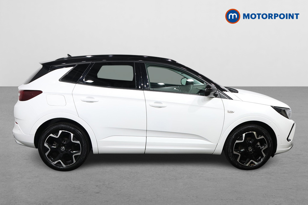 Vauxhall Grandland Ultimate Manual Petrol SUV - Stock Number (1583701) - Drivers side