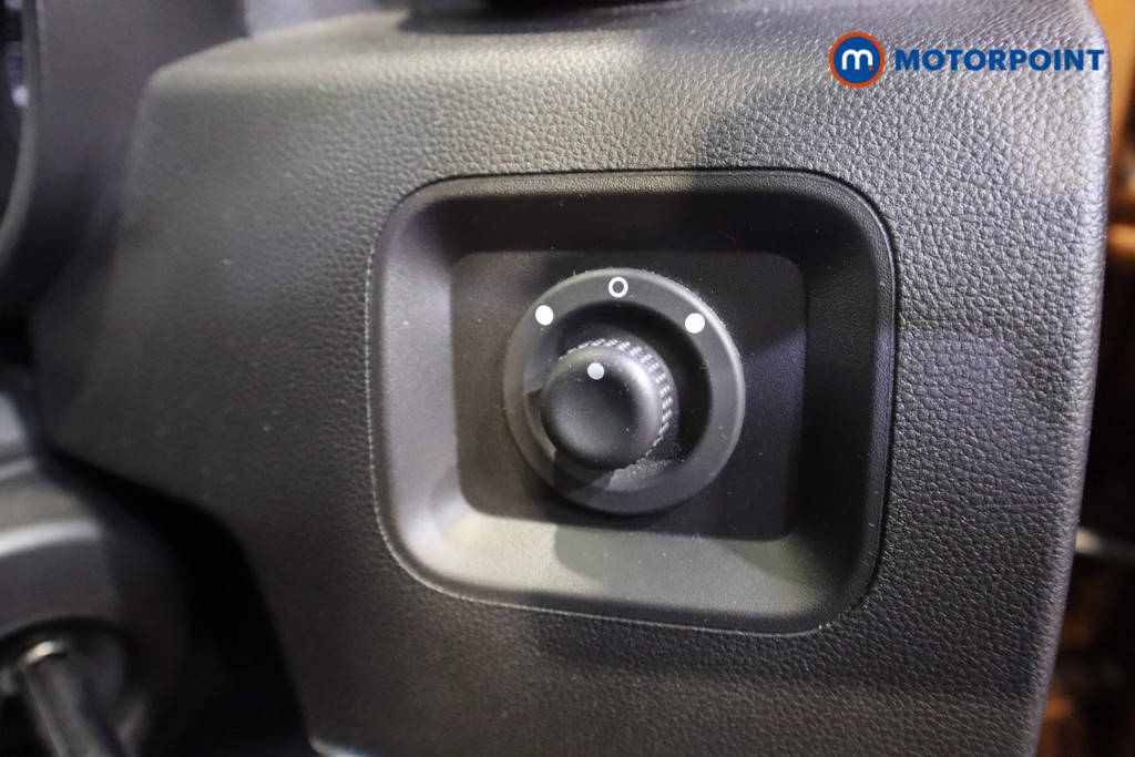 Dacia Duster Comfort Manual Petrol SUV - Stock Number (1583956) - 12th supplementary image