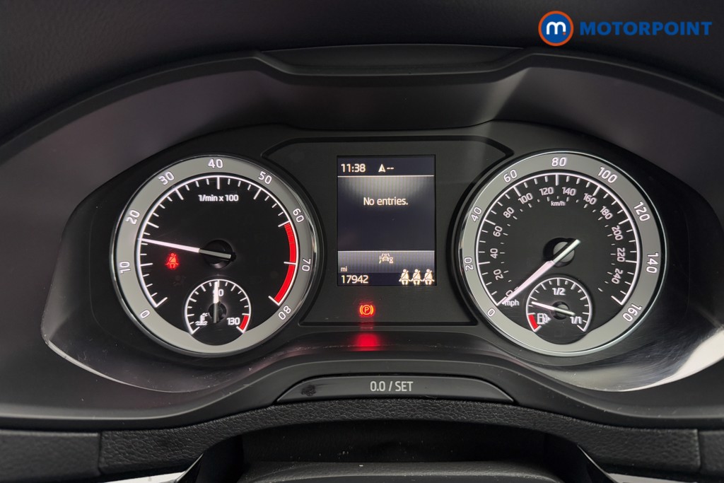 Skoda Karoq Se L Manual Petrol SUV - Stock Number (1583984) - 6th supplementary image