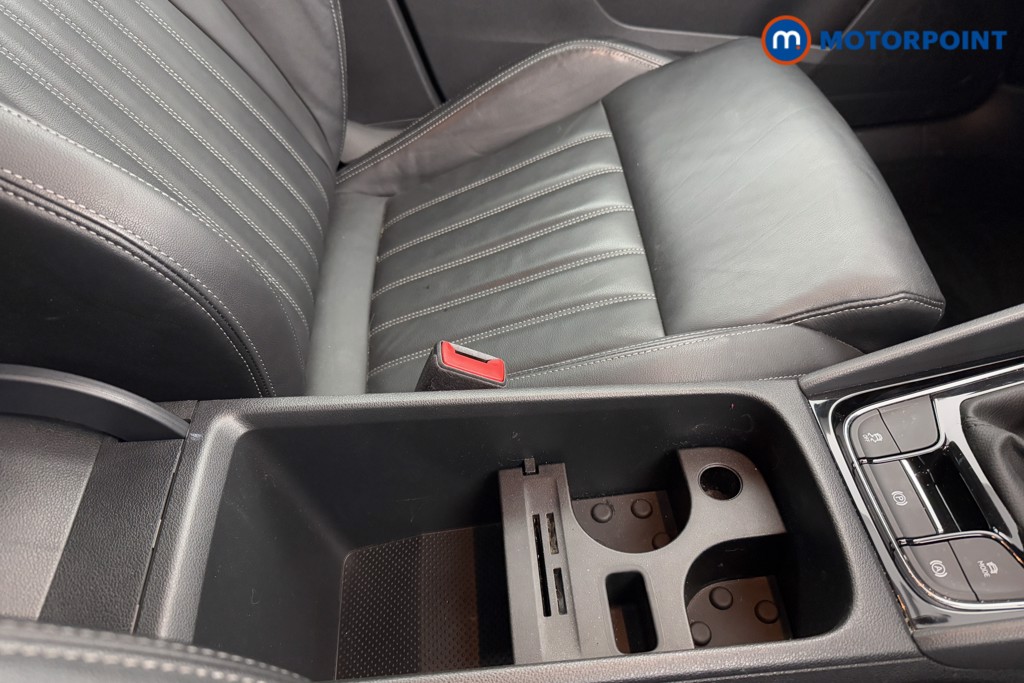 Skoda Karoq Se L Manual Petrol SUV - Stock Number (1583984) - 15th supplementary image