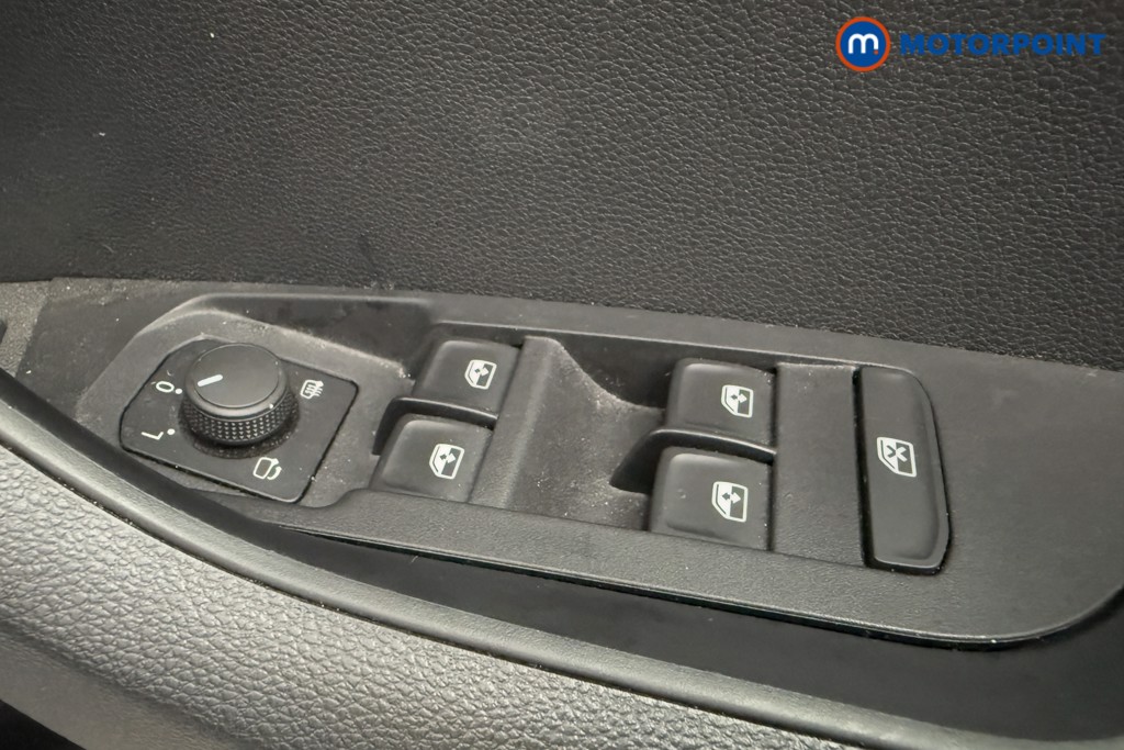Skoda Karoq Se L Manual Petrol SUV - Stock Number (1583984) - 19th supplementary image