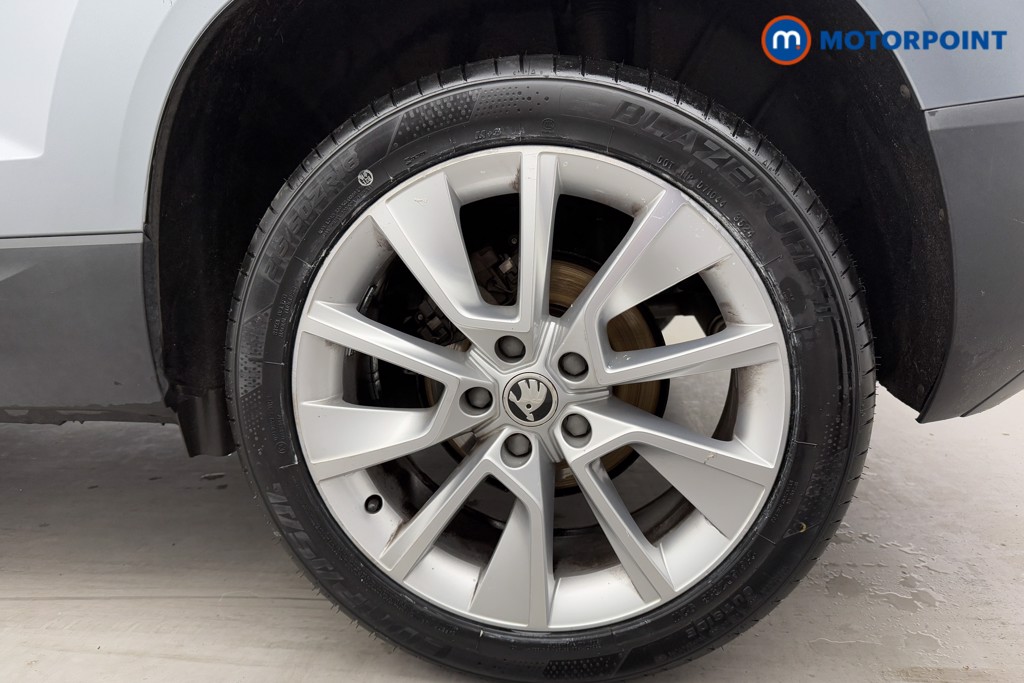 Skoda Karoq Se L Manual Petrol SUV - Stock Number (1583984) - 32nd supplementary image