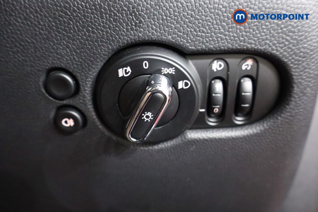 Mini Hatchback Cooper Sport Manual Petrol Hatchback - Stock Number (1584271) - 16th supplementary image