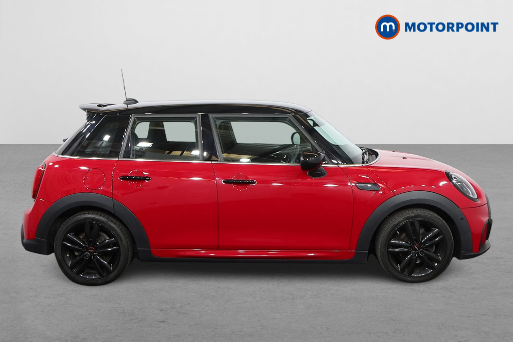 Mini Hatchback Cooper Sport Manual Petrol Hatchback - Stock Number (1584271) - Drivers side
