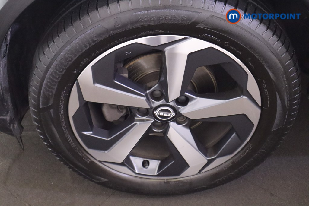 Nissan Qashqai N-Connecta Manual Petrol SUV - Stock Number (1584294) - 23rd supplementary image