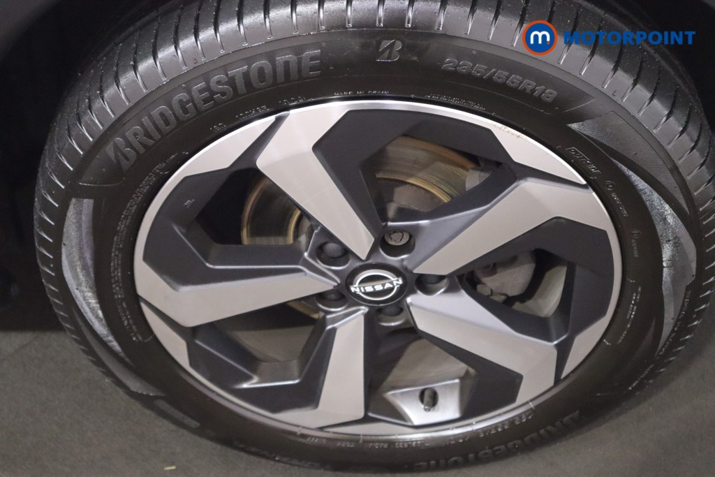 Nissan Qashqai N-Connecta Manual Petrol SUV - Stock Number (1584294) - 24th supplementary image