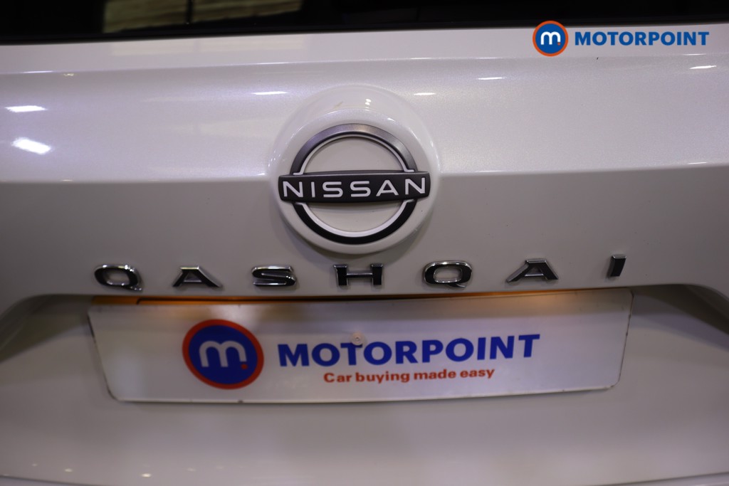 Nissan Qashqai N-Connecta Manual Petrol SUV - Stock Number (1584294) - 29th supplementary image