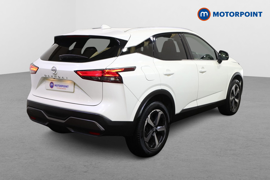 Nissan Qashqai N-Connecta Manual Petrol SUV - Stock Number (1584294) - Drivers side rear corner