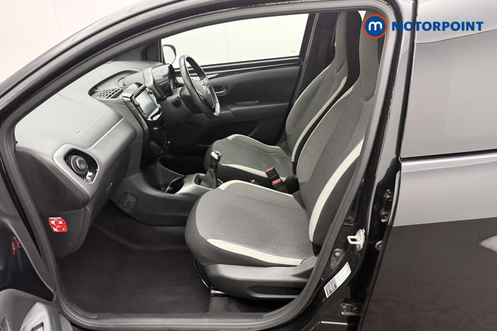 Toyota Aygo X-Trend Manual Petrol Hatchback - Stock Number (1584624) - 1st supplementary image