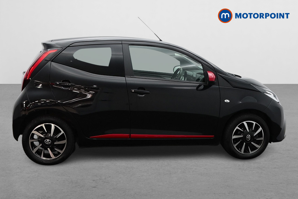 Toyota Aygo X-Trend Manual Petrol Hatchback - Stock Number (1584624) - Drivers side