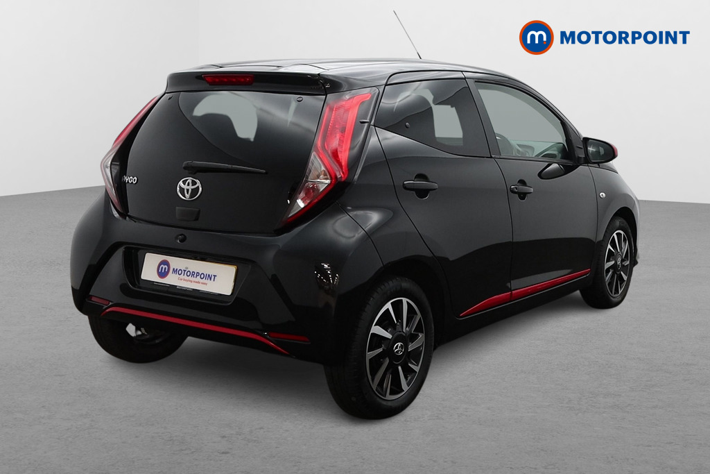 Toyota Aygo X-Trend Manual Petrol Hatchback - Stock Number (1584624) - Drivers side rear corner