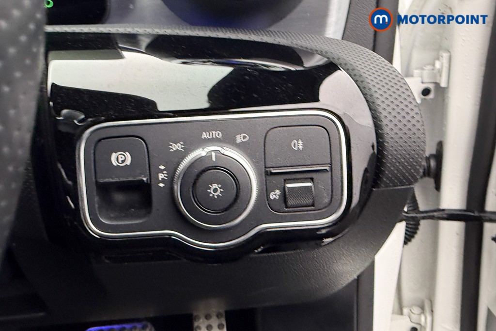 Mercedes-Benz CLA Amg Line Automatic Petrol Plug-In Hybrid Estate - Stock Number (1584936) - 14th supplementary image