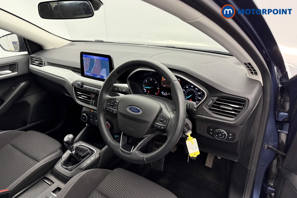 Ford Focus Zetec Manual Diesel Hatchback - Stock Number (1584963) - 4th supplementary image